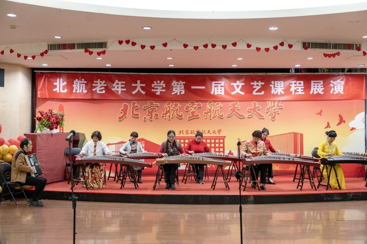 其中80岁以上老同志占比超35%
