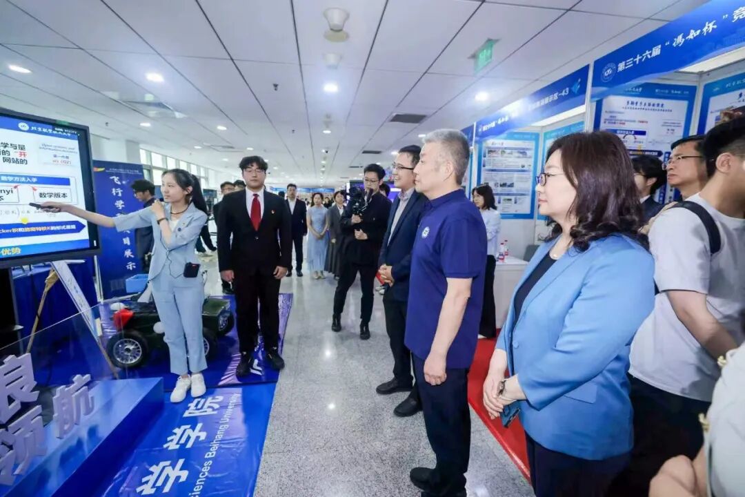 中国青年志愿服务项目大赛是由中央社会