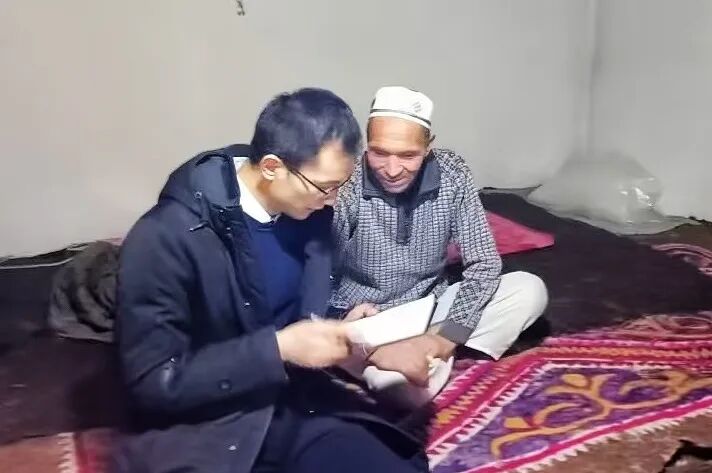 此外他把抉择刻进人生的方向