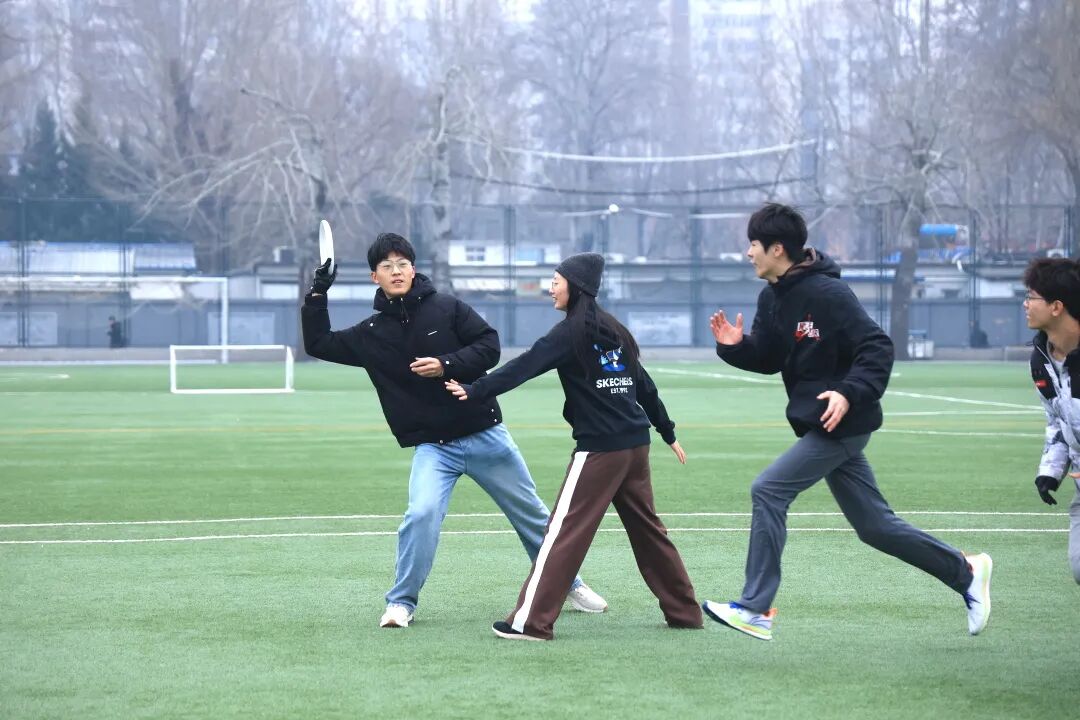 现场指导新学期教学工作