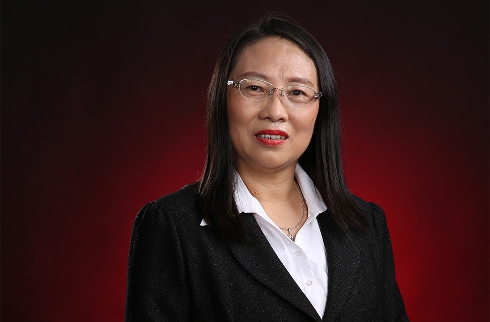 年平均授课96学时